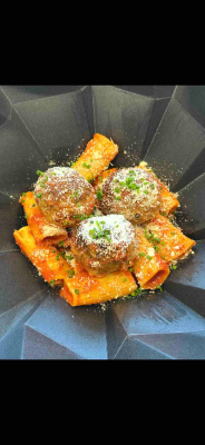 RIGATONI ALLA NAPOLITAINE